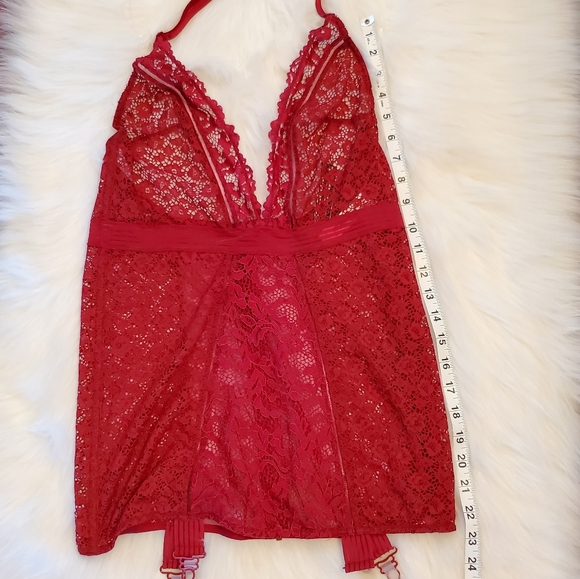 One Day Only Sale! NWT VS red lace garter slip lingerie - Picture 13 of 16